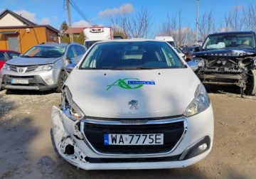 Peugeot 208 I 2016 Peugeot 208 2016r, 1.2Benzyna. Delikatnie uszkodzony prawy przod. Jezdzi., zdjęcie 15