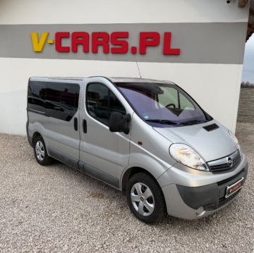 Opel Vivaro A Combi L1 2.0 CDTI 115KM 2014 Opel Vivaro Vivaro 2.0 Cdti- 9-cioosobowy - 105 000km 2.0 Diesel 114KM, zdjęcie 8