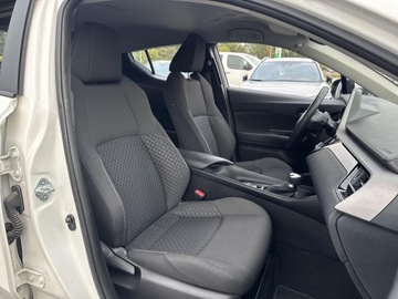 Toyota C-HR I Crossover Facelifting 1.8 Hybrid 122KM 2023 Toyota C-HR 1.8 Hybrid GPF Comfort Toyota C-HR Hyb, zdjęcie 20