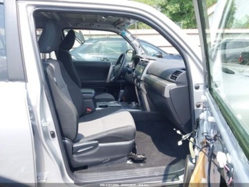 Toyota 2021 Toyota 4-Runner SR5 2021 4.0l 4.0 Benzyna 270KM, zdjęcie 9