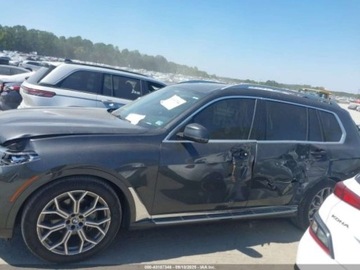 BMW X7 2020 BMW X7 2020 BMW X7 xDrive40i Sports Activity Vehicle 3.0 Benzyna 335KM, zdjęcie 3