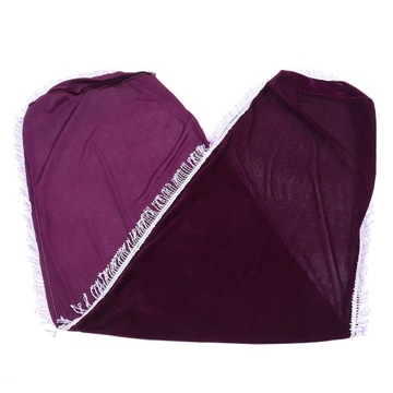 POKRYWA Z AKCESORIAMI W KSZTAŁCIE CHWOSTÓW