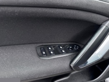 Peugeot 308 II SW 1.2 PureTech 130KM 2015 Peugeot 308 1.2 130 e-THP Start &amp; Stop Active 2015r, zdjęcie 14