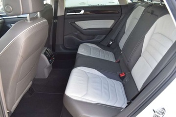 Volkswagen Arteon Fastback Facelifting 2.0 TDI 200KM 2022 Volkswagen Arteon Elegance 2.0TDI 200KM DSG7 4Motion Panorama Nappa Kamera, zdjęcie 33