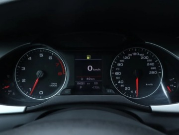 Audi A4 B8 Avant 2.0 TFSI 180KM 2009 Audi A4 2.0 TFSI, Automat, Navi, Klima, zdjęcie 10
