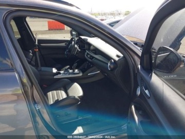 Alfa Romeo Stelvio SUV Facelifting 2.0 Turbo 280KM 2022 Alfa Romeo Stelvio 2022r, Veloce, TI, 2.0L, 4x4 2.0 Benzyna 280KM, zdjęcie 8