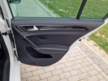 Volkswagen Golf VII Hatchback 3d 2.0 TDI BlueMotion Technology 150KM 2016 Volkswagen Golf 2.0tdi R Line Bixenon Skóra Navi, zdjęcie 24
