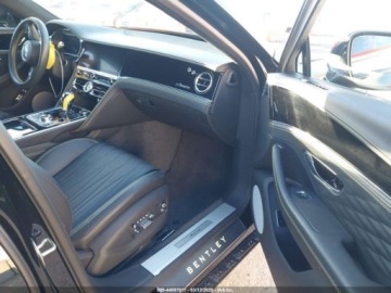 Bentley Continental III 2023 Bentley Flying Spur Mulliner V8 2023 4.0 Benzyna 542KM, zdjęcie 9