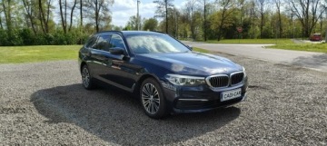 BMW Seria 5 F10-F11 Touring Facelifting 520d 190KM 2017 BMW 520 X-Drive 4x4, zdjęcie 2