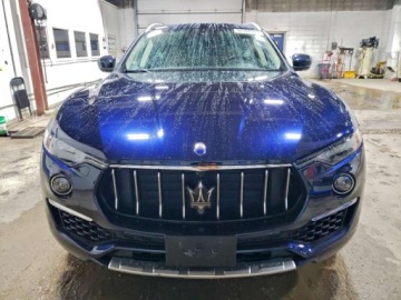 Maserati Levante 2019 Maserati Levante S Luxury 2019 3.0 Benzyna 345KM, zdjęcie 5