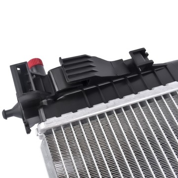 Радиатор двигателя для Mercedes W176 W242 W246 A180 B200 B220 A250