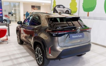 Toyota 2024 Toyota Yaris Cross Cross Hybrid 1.5 Executive 1.5 Hybryda 92KM, zdjęcie 3