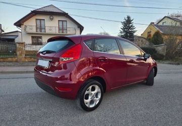 Ford Fiesta VII Hatchback 5d 1.4 Duratec 96KM 2009 Ford Fiesta Ford Fiesta 1.4 Champions Edition 1.4 Benzyna 96KM, zdjęcie 8