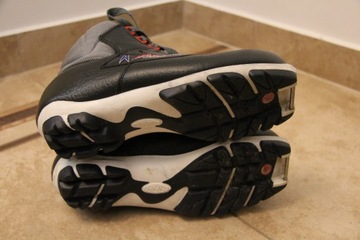 МАДШУС ННН — РАЗМЕР 38/24,5 СМ — КОЖА — С УТЕПЛЕНИЕМ