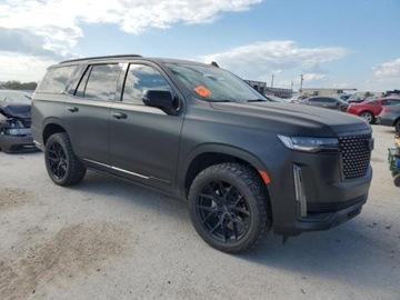 Cadillac Escalade III 2022 Cadillac Escalade 2022 Cadillac Escalade 2WD 4dr Premium Luxury 6.2 Benzyna, zdjęcie 4