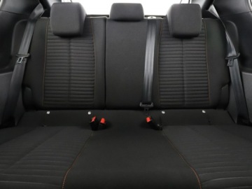 Peugeot 208 II Hatchback 1.2 PureTech 102KM 2019 Peugeot 208 navi klimatyzacja czujniki parkowania, zdjęcie 17