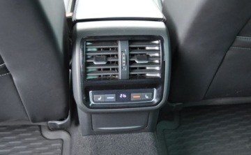 Volkswagen Passat B8 2020 Volkswagen Passat R-LINE 4-MOTION 2.0Tdi 240km DSG Kamera LED Nawigacja 2.0, zdjęcie 32