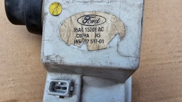 FORD ESCORT HALOGEN LEVÝ 95AG15201AC