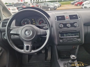Volkswagen Touran II 1.2 105KM 2011 Volkswagen Touran Hak Grzane Fotele Czujniki Parkowania Alufelgi 1.2, zdjęcie 16