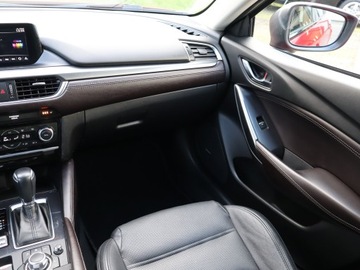 Mazda 6 III Sedan Facelifting 2016 2.5 SKYACTIV-G I-ELOOP 192KM 2017 Mazda 6 2.5 Skyactiv-G, Salon Polska, Serwis ASO, zdjęcie 7
