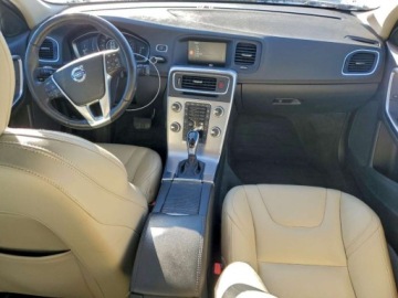 Volvo S60 III 2018 Volvo S60 2018 VOLVO S60 DYNAMIC 2.0 Benzyna 250KM, zdjęcie 8