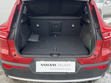 Volvo XC40 Crossover Facelifting 2.0 B3 163KM 2025 Volvo XC 40 B3 Core | Fusion Red | BLIS | Serwis A, zdjęcie 28