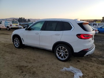 BMW X5 G05 2021 BMW X5 xdrive45e, 2021r., 4x4, 3.0L 3.0 Hybryda 389KM, zdjęcie 3