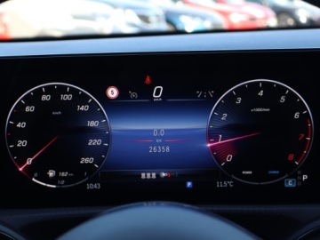 Mercedes Klasa A W177/V177 Sedan Facelifting 1.3 200 163KM 2023 Mercedes A A 200, Salon Polska, Serwis ASO, zdjęcie 10