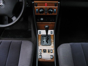 Mercedes W124 Coupe 3.0 180KM 1992 Mercedes W 124 300 CE Coupe, zdjęcie 9