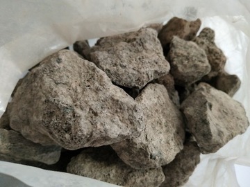 Лавовые камни 3 кг (для площади гриля до 1500 см2) Campingaz 205637