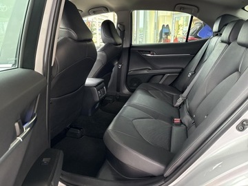 Toyota Camry IX Sedan 2.5 Hybrid Dynamic Force 218KM 2023 Toyota Camry 2.5 Hybrid Executive CVT I Automat, zdjęcie 13