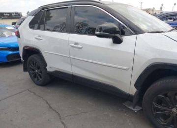 Toyota RAV4 V 2023 Toyota RAV4 XSE, od ubezpieczalni 2.5 Hybryda 176KM, zdjęcie 1