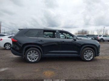 Toyota 2024 Toyota Grand Highlander Platinum, 2024r., 4x4, 2.4L 2.4 Benzyna 265KM, zdjęcie 4