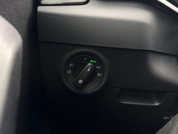 Skoda Karoq Crossover Facelifting 1.5 TSI ACT 150KM 2024 Skoda Karoq tempomat, pakiet winter, czujniki parkowania 1.5 Benzyna 150KM, zdjęcie 28