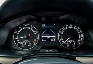 Skoda Kamiq Crossover 1.0 TSI 110KM 2022 Skoda Kamiq 1.0TSI 110KM, Style DSG, Kamera Cofania, Reflektory Full Led,, zdjęcie 17