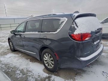 Chrysler Pacifica II 2018 Chrysler Pacifica Touring L Plus 2018 3.6 Benzyna 287KM, zdjęcie 1