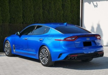 Kia Stinger Liftback 2.0 T-GDI 255KM 2018 Kia Stinger Kia Stinger 2.0 T-GDI GT Line 2.0 Benzyna 255KM, zdjęcie 11