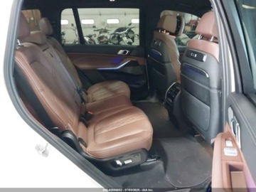 BMW X7 2023 BMW X7 m60i, 2023r., 4x4, 4.4L 4.4 Benzyna 523KM, zdjęcie 9