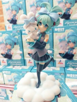 Фигурка Аниме Манга Vocaloid Hatsune Miku x Cinnamoroll Luminasta Sega JPN