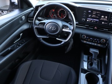 Hyundai Elantra VII Sedan 1.6 MPI 123KM 2023 Hyundai Elantra 1.6 MPI, Salon Polska, zdjęcie 6