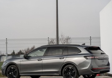 Volkswagen Passat B9 2025 Volkswagen Passat Black Style, IQ.Drive, dostepny od reki 2.0 Benzyna, zdjęcie 3