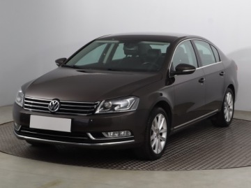 Volkswagen Passat B8 2014 VW Passat 1.8 TSI, DSG, Xenon, Klima, Klimatronic, zdjęcie 1