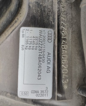 Audi A5 8T Coupe 3.0 TDI 240KM 2011 Audi A5 Sportback 2011r, 3.0 DIESEL 4x4. Uszkodzony lewy przod. Jezdzi., zdjęcie 22