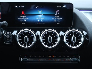 Mercedes GLA II Off-roader 1.3 200 163KM 2020 Mercedes GLA GLA 200, Salon Polska, Serwis ASO, zdjęcie 11