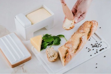 МАСЛЕНКА интеллектуальная белая вода с контейнером для масла из бука