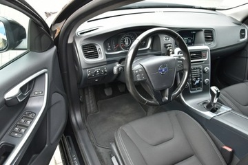 Volvo V60 I Kombi Facelifting 2.0 D2 DRIVE-E 120KM 2015 Volvo V60 2.0d 120KM Manual 2015r. LED NAVi TEMPOM, zdjęcie 14