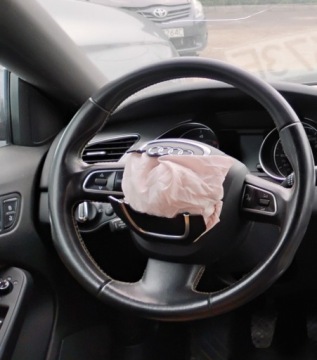 Audi A5 8T Coupe 3.0 TDI 240KM 2011 Audi A5 Sportback 2011r, 3.0 DIESEL 4x4. Uszkodzony lewy przod. Jezdzi., zdjęcie 11