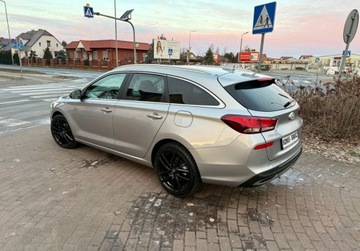 Hyundai i30 III Wagon Facelifting 1.5 T-GDI 48V 160KM 2022 Hyundai i30 1.5T-gdi 160Ps FULL LED Navi Kamera Extra stan 1.5 Benzyna, zdjęcie 4