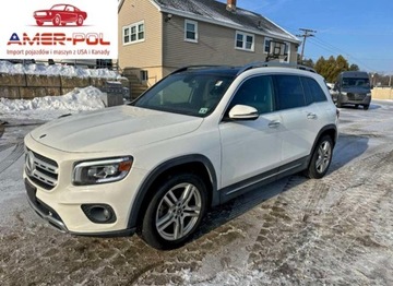 Mercedes GLB 2021 Mercedes-Benz GLB 250 4Matic 2021 2.0 Benzyna 221KM