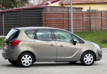 Opel Meriva II Mikrovan 1.4 Twinport ECOTEC 100KM 2010 Opel Meriva Opel Meriva 1.4 Design Edition, zdjęcie 9